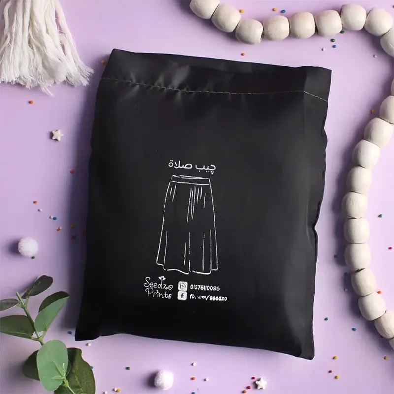 جيب-محمولة-skirt-أسود.webp