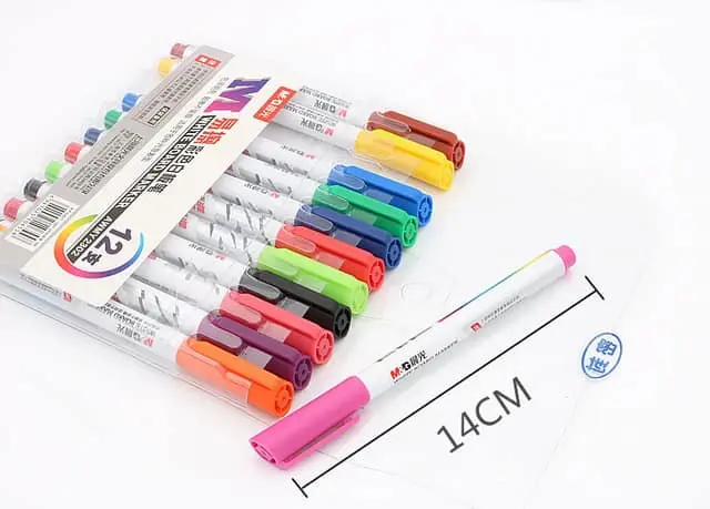 8 أقلام سبورة ألوان  عدد M&G