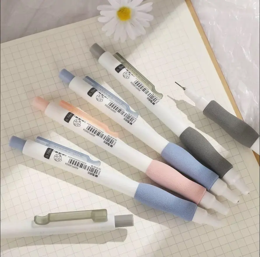 قلم سنون 0.7 M&G anti sweaty